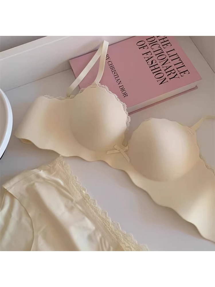 YUQI Small Bust Seamless Bra S - T Shirt Bra Seamless recension och pris